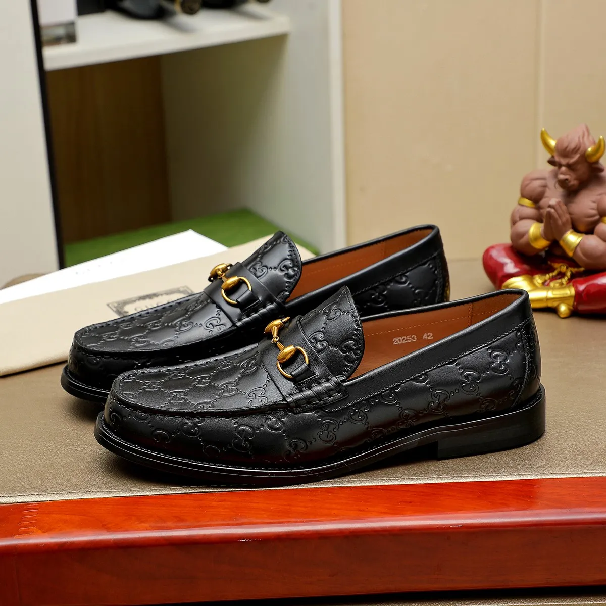 Factory price 440 💰💰Gucci official website men's business formal leather shoes update💥Hong Kong counter synchronized new style💥completely one-to-one replica shipment👍zero difference in counter quality 0⃣️all made of imported first-layer cowhide leather with original hardware buckle➕water-dyed🐂made of leather lining, black, matching size 38-45...